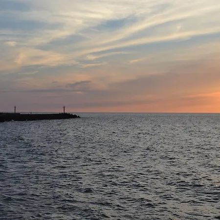 Iva Mare ダルウフコ